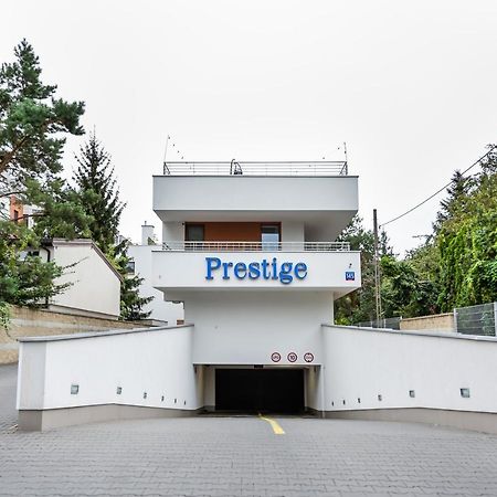 Prestige Verdant Apartment Varsó Kültér fotó