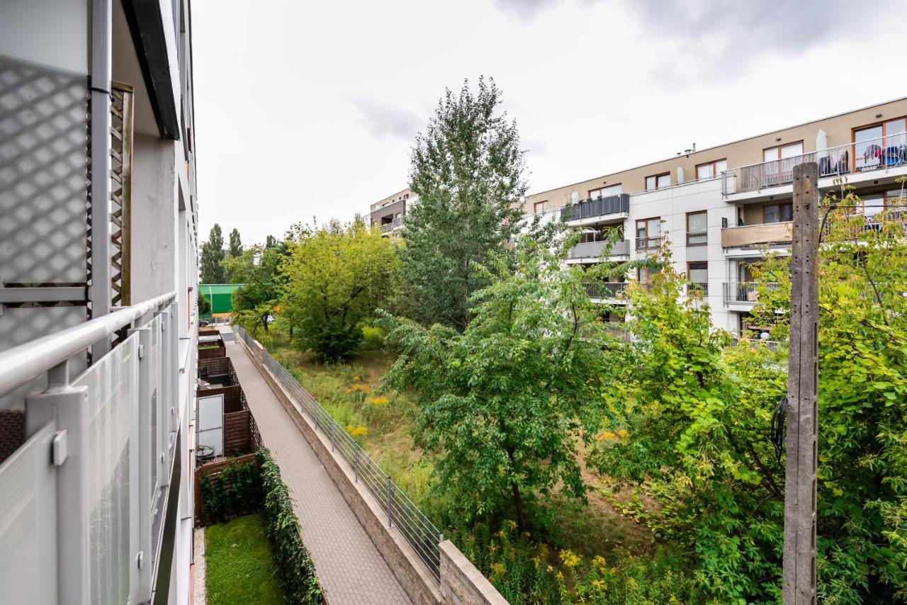 Prestige Verdant Apartment Varsó Kültér fotó