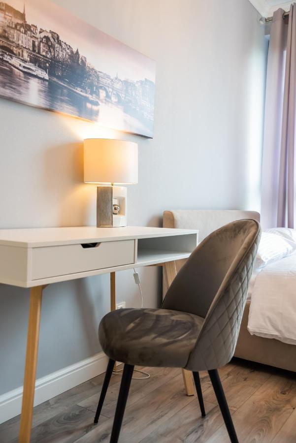 Prestige Verdant Apartment Varsó Kültér fotó